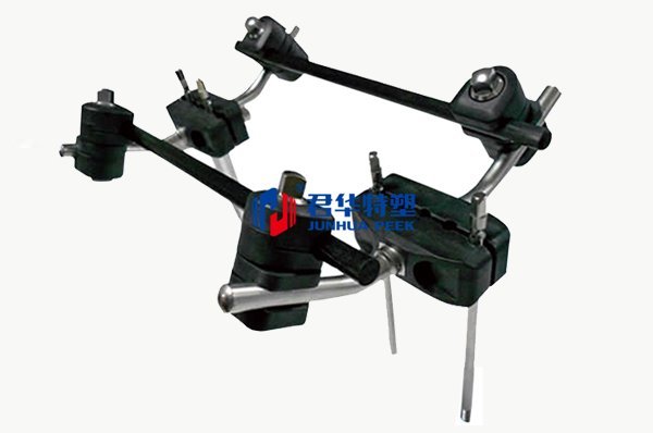 PEEK 외부 고정기